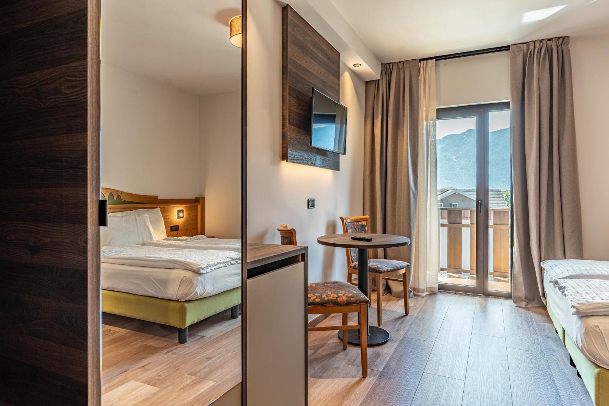 Hotel Ariston Levico Terme Exterior foto