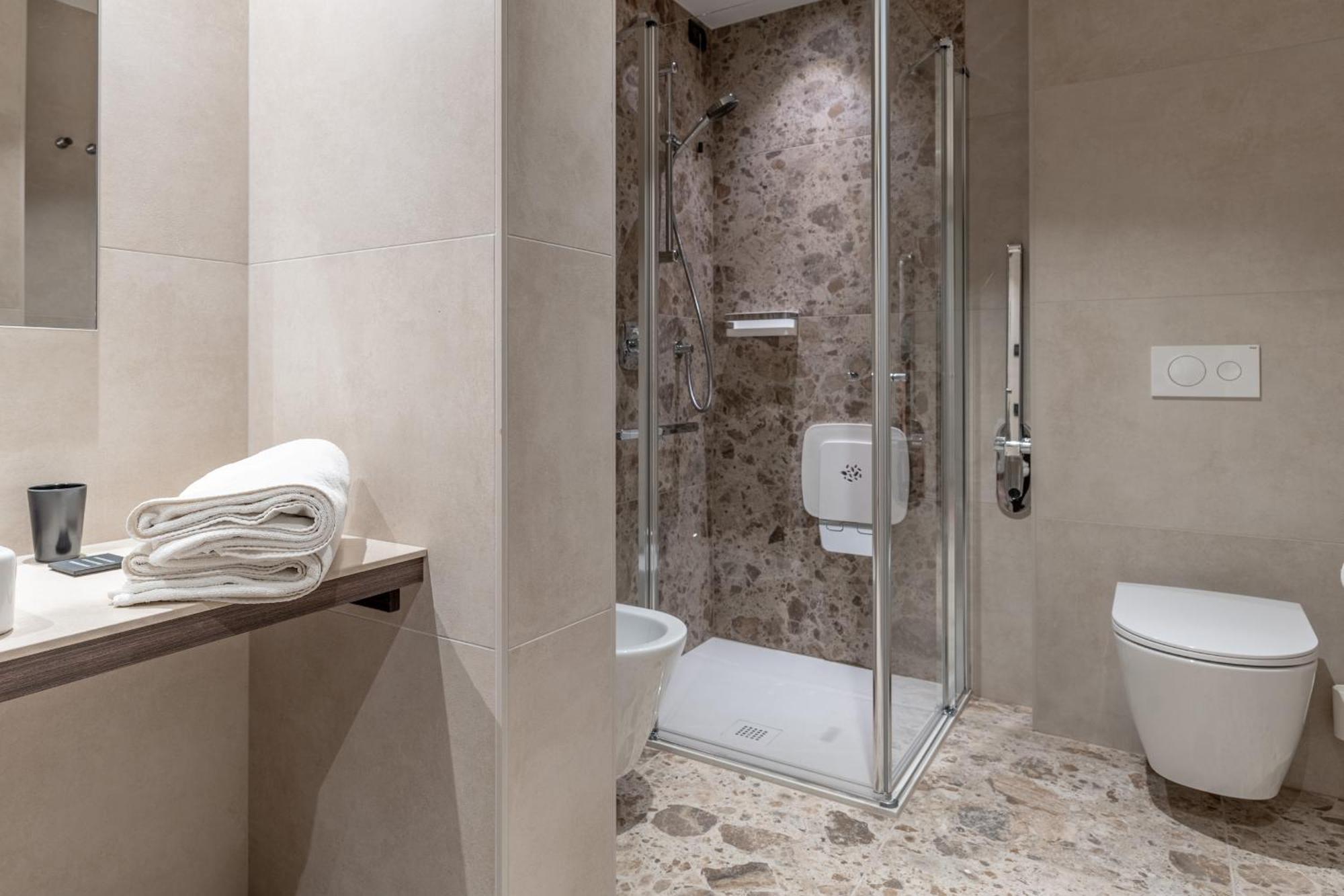 Hotel Ariston Levico Terme Exterior foto